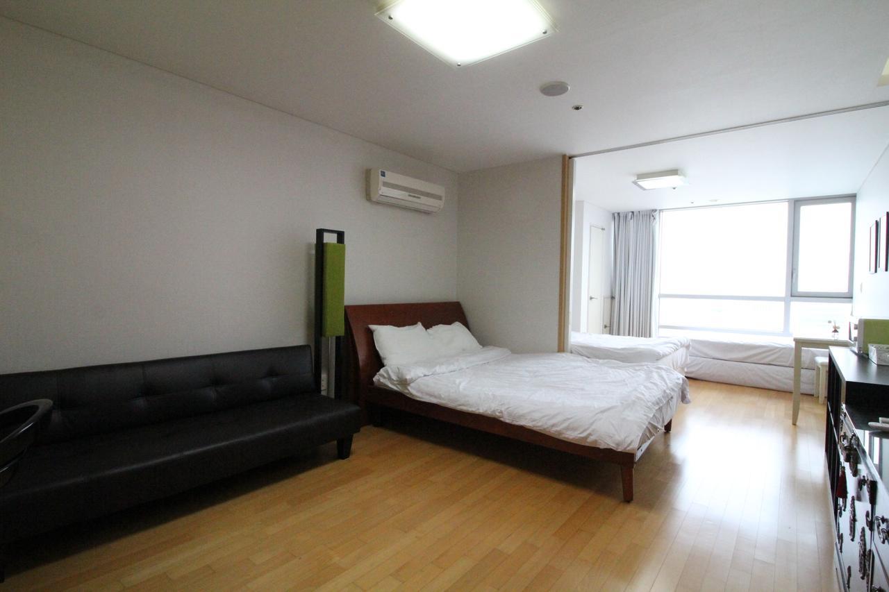 Gangnam Galaxy Lux Apt Gwacheon Buitenkant foto